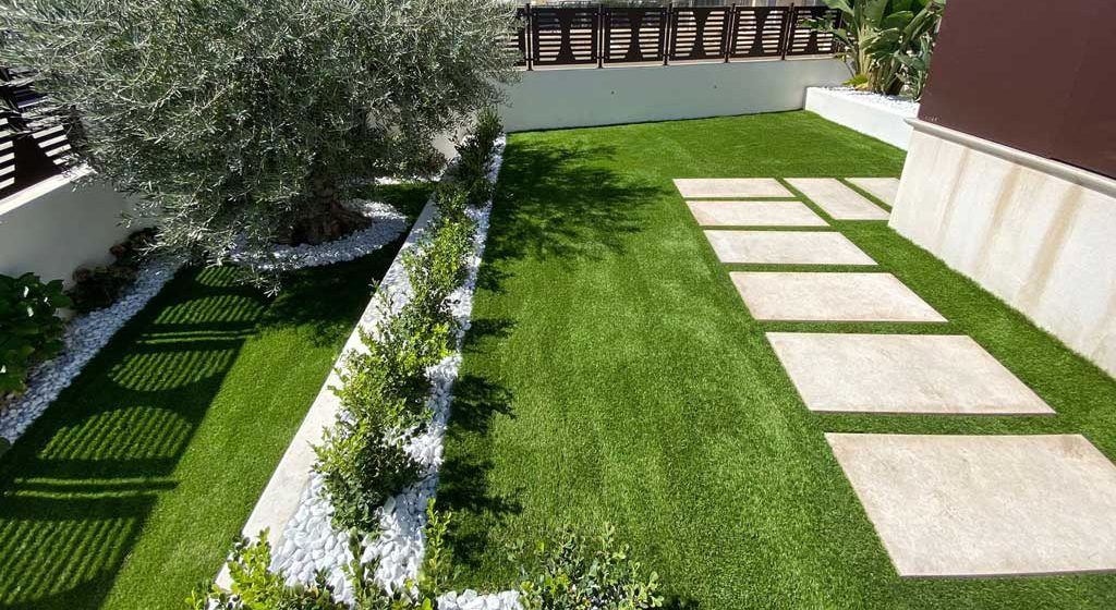 Posa Prato Naturale e Prato Sintetico sul Lago di Garda